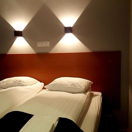 Hotel Austur Reydarfjordur Bagian luar foto