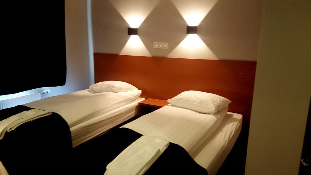 Hotel Austur Reydarfjordur Bagian luar foto